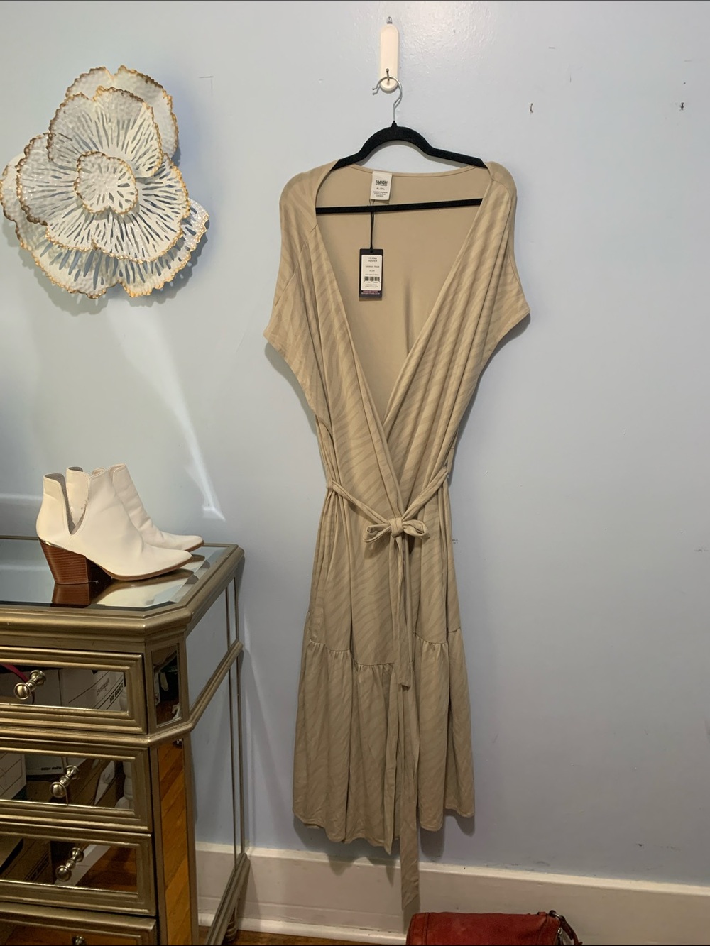 Smash + Tess NWT Neutral Beige Wrap Midi duster xl/2x